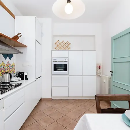 'casa Di Vivi' 300m From The Free Wifi Netflix
