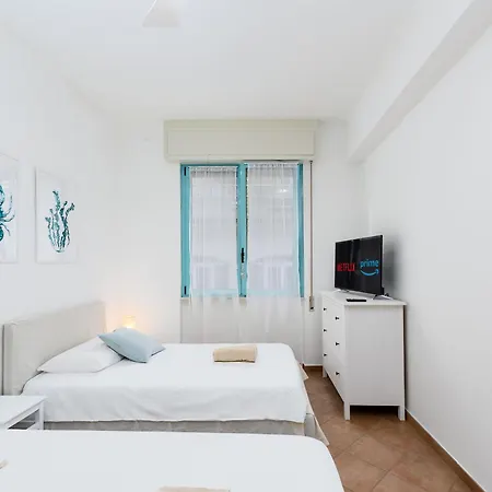 'casa Di Vivi' 300m From The Free Wifi Netflix Appartement *