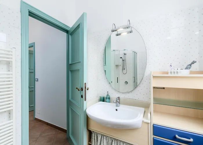 'casa Di Vivi' 300m From The Free Wifi Netflix *